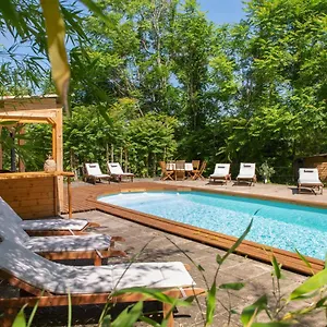 Couette-café D'hôtes Au Jardin Des Saveurs **